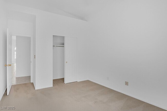 Building Photo - 1111 Heaton Ave