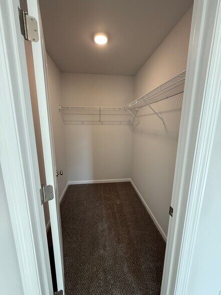 Master Closet - 132 Stratman Dr