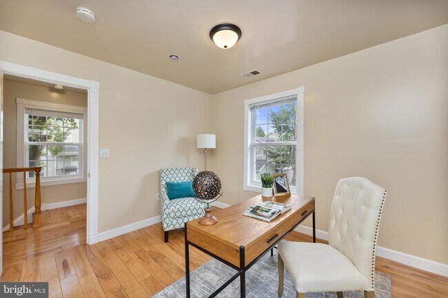 Building Photo - 2231 Otis St NE