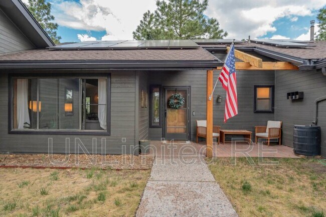 Building Photo - 4236 E Broken Rock Loop
