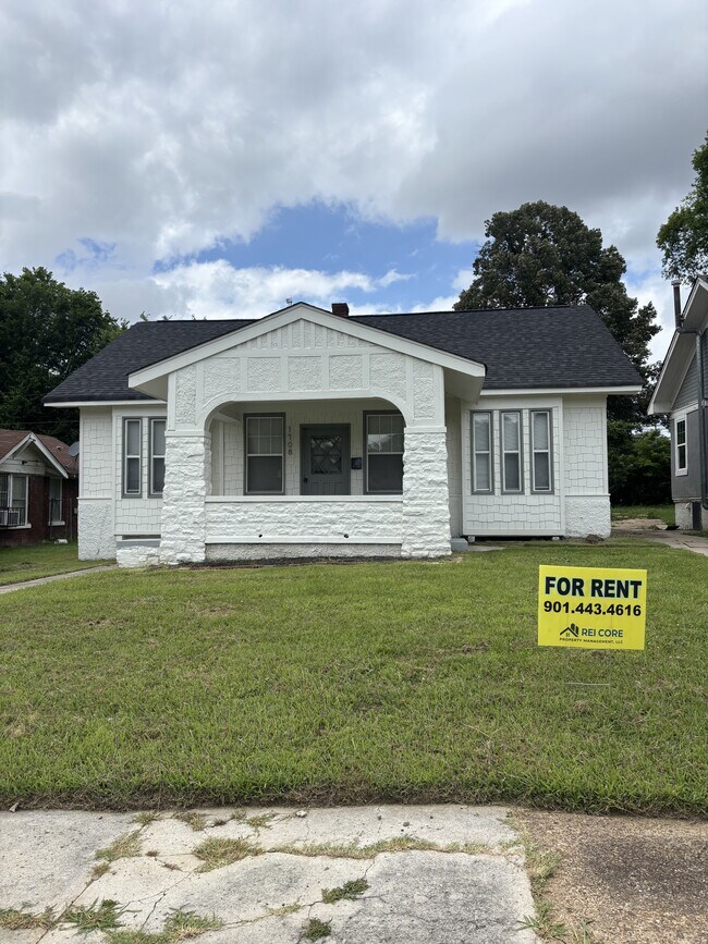 Building Photo - 1708 Glenview Ave