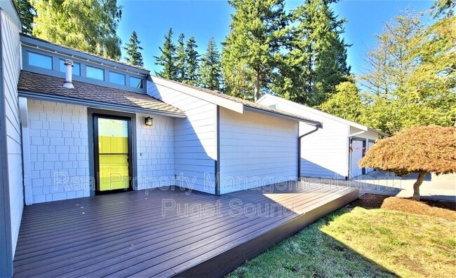 Building Photo - 7914 44th Ave W