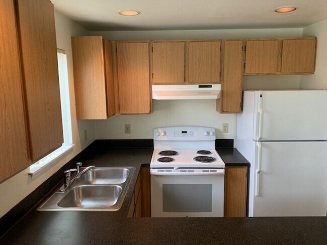 Interior Photo - Tanglewood