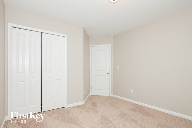 Building Photo - 3707 Ernie Dr
