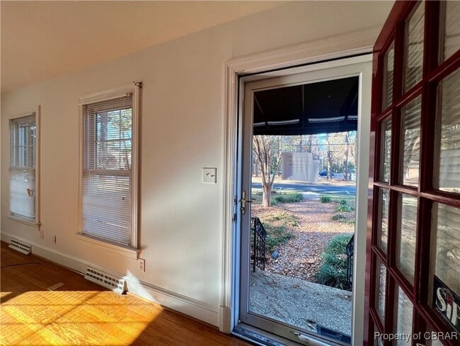 Building Photo - 645 Rappahannock Dr