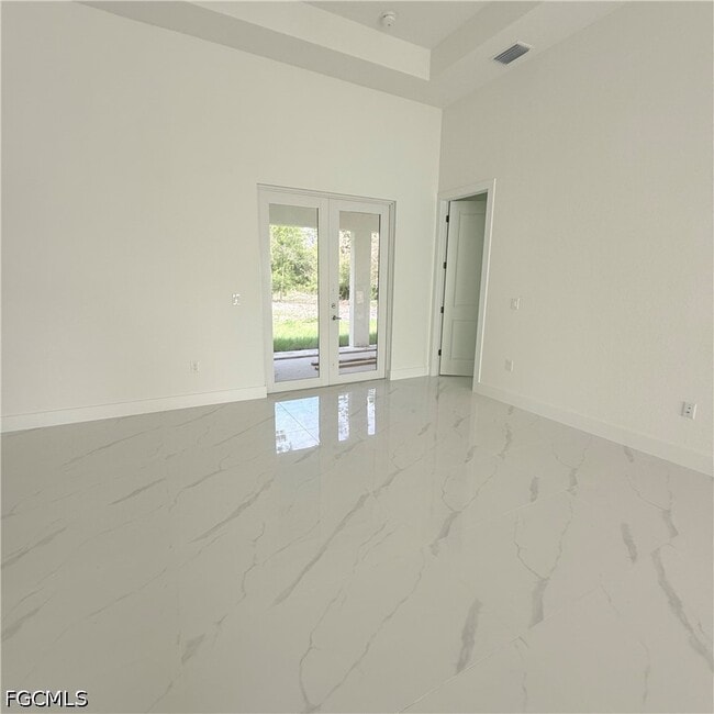 Building Photo - 208 Johns Ave