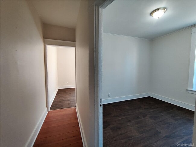 Building Photo - 98 Montgomery St