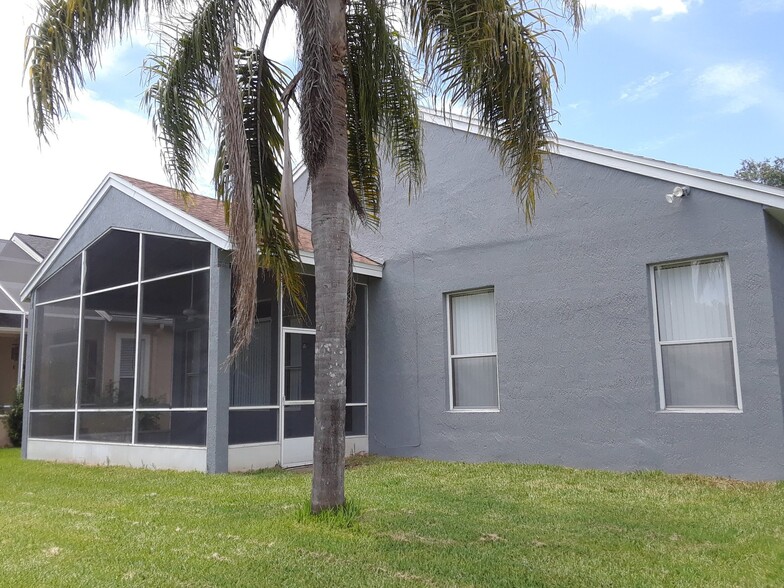 Building Photo - 47 MacGregor Rd