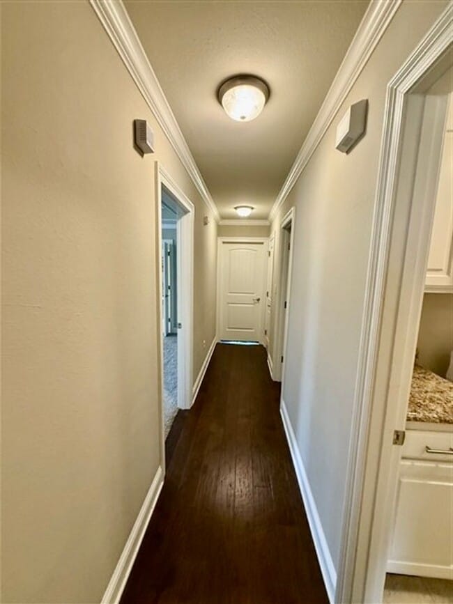 Building Photo - For Lease in Gated Cypress Place! Like-New...