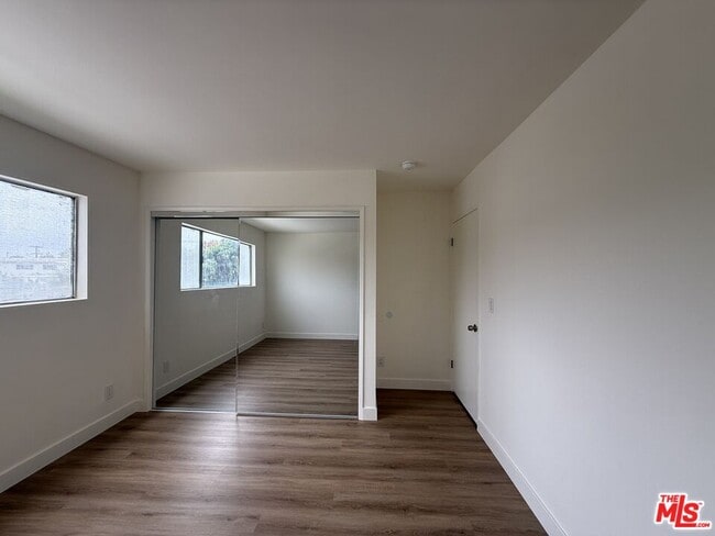 Building Photo - 523 Ashland Ave