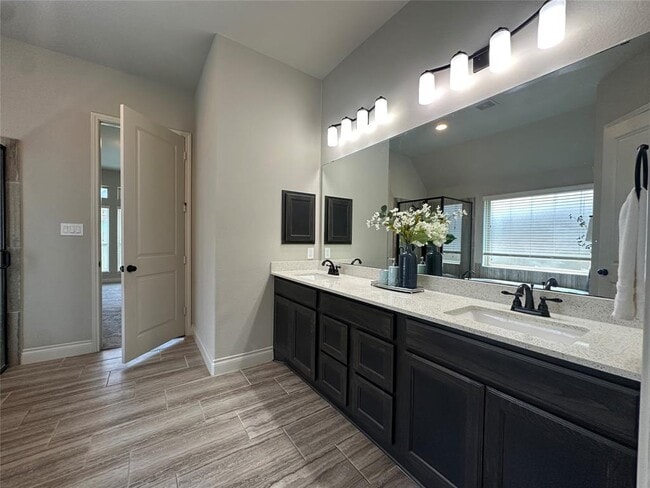 Building Photo - 3319 Sky Run Ct
