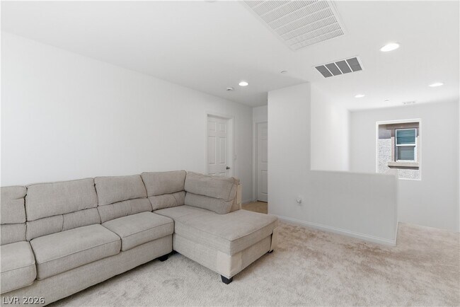 Building Photo - 6571 Dove Pt Pl