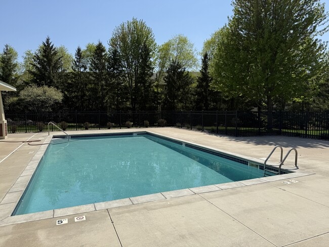 Building Photo - 11615 Prospect Curve