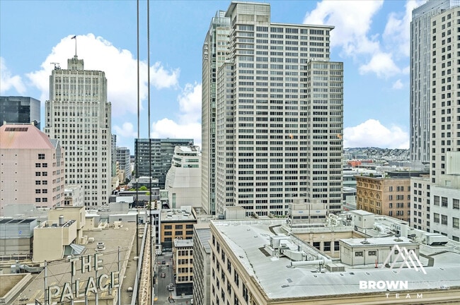 Building Photo - 690 Market St