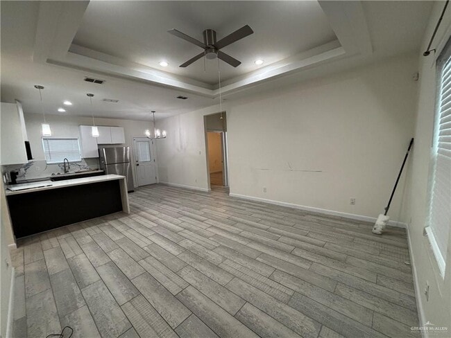 Building Photo - 212 Lauryn Dr