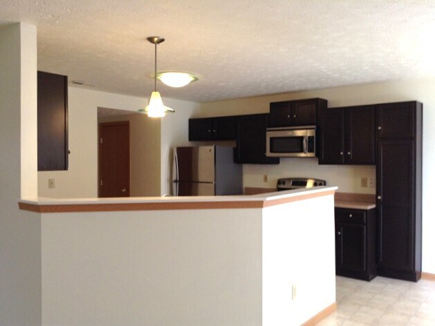 Building Photo - 7474 Heaton Cir