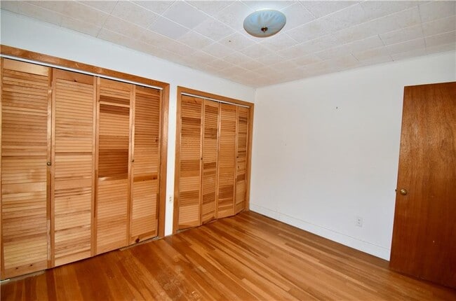 Building Photo - 10 Joanth Terrace