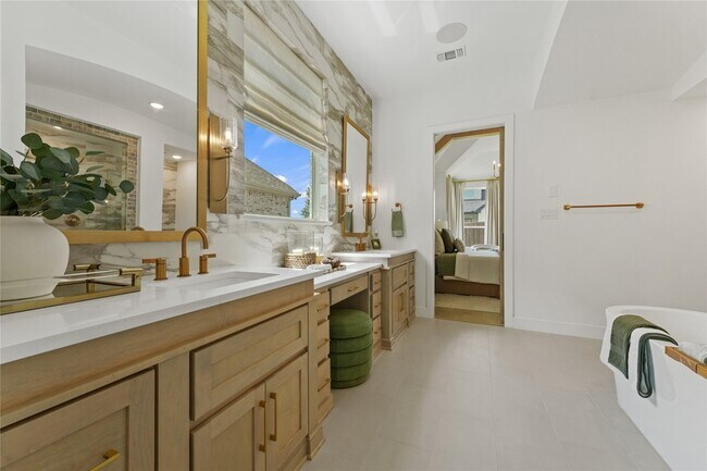 Building Photo - 2550 Whitewood Dr