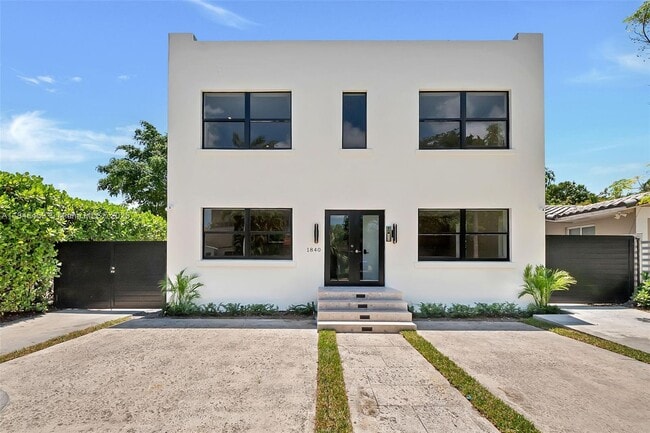 Building Photo - 1840 SW 22nd Terrace