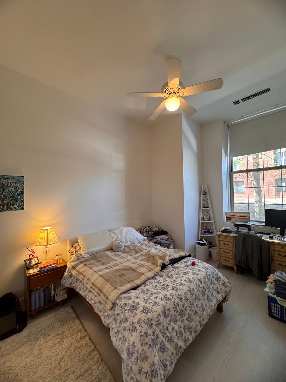 Building Photo - 48 Forest St