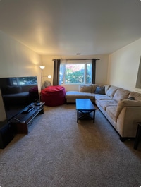 Building Photo - 3125 Sayre Dr