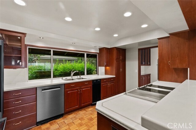 Building Photo - 1218 Flintridge Cir