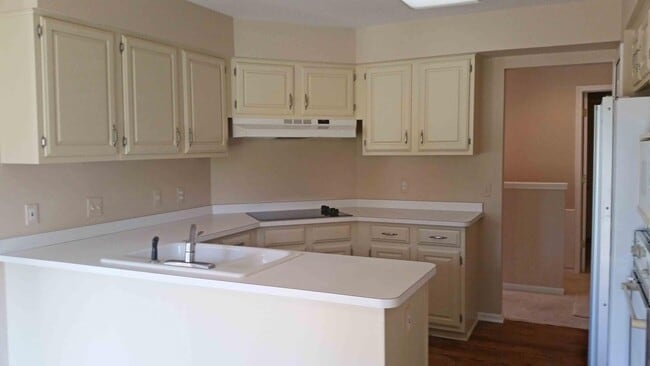 Building Photo - 4749 Bayberry Cir