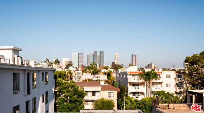 Building Photo - 1944 Glendon Ave