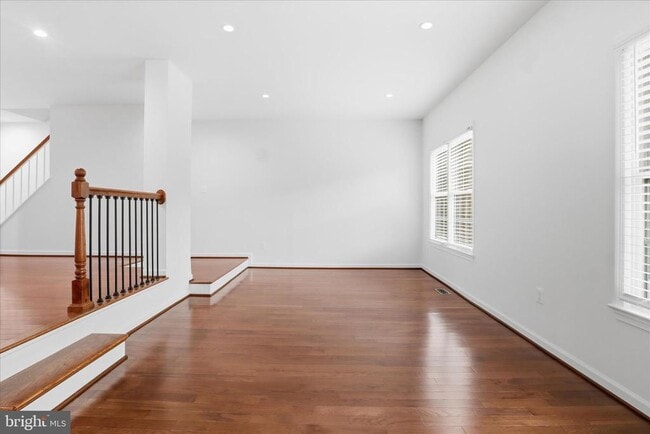 Building Photo - 5118 Woodmire Ln