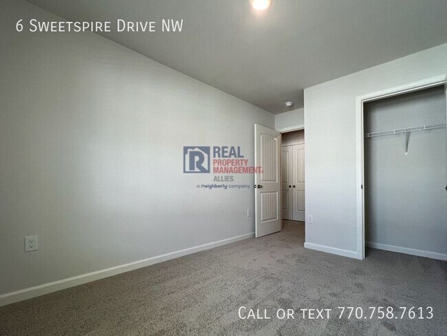 Building Photo - 6 Sweetspire Dr