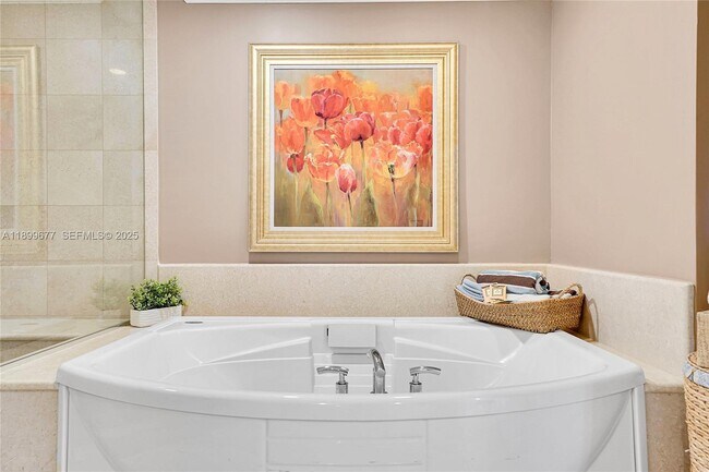 Building Photo - 3101 S Ocean Dr