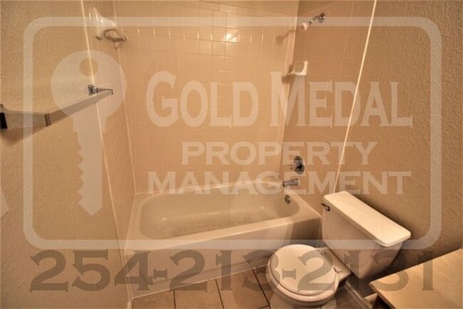 Building Photo - Spacious 3-Bedroom, 2-Bathroom Unit in Loma Vista- 3205 Hereford, Unit A, Killeen