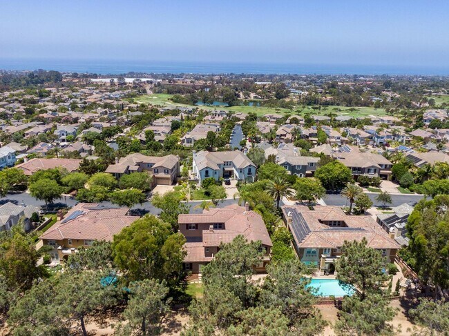 Building Photo - Gorgeous Estate Home In Encinitas Ranch