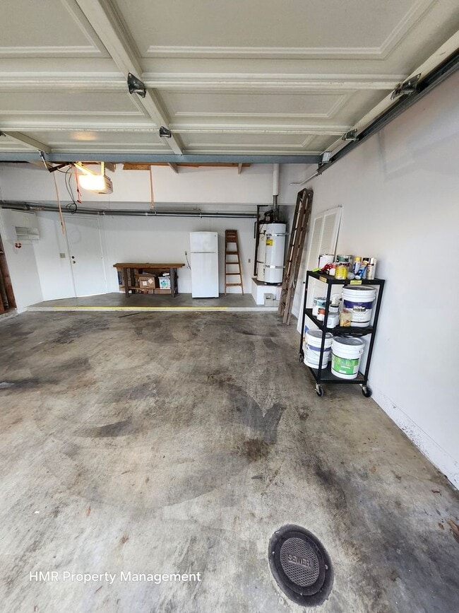 Building Photo - Beautiful 3-Bed, 3-Bath Condo in Prime Cla...