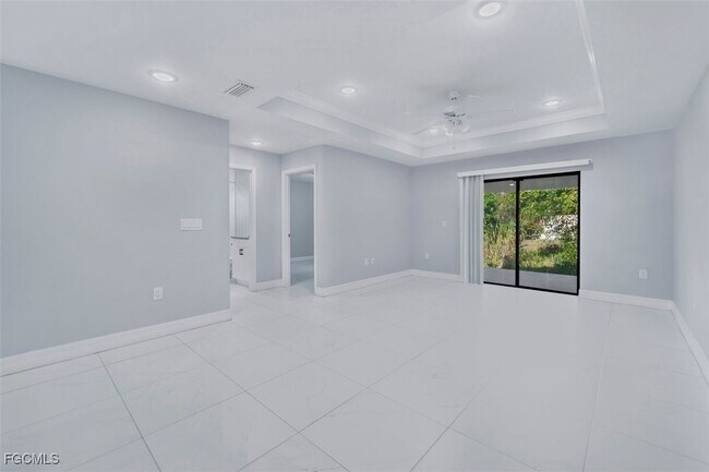 Building Photo - 129 Meadow Rd