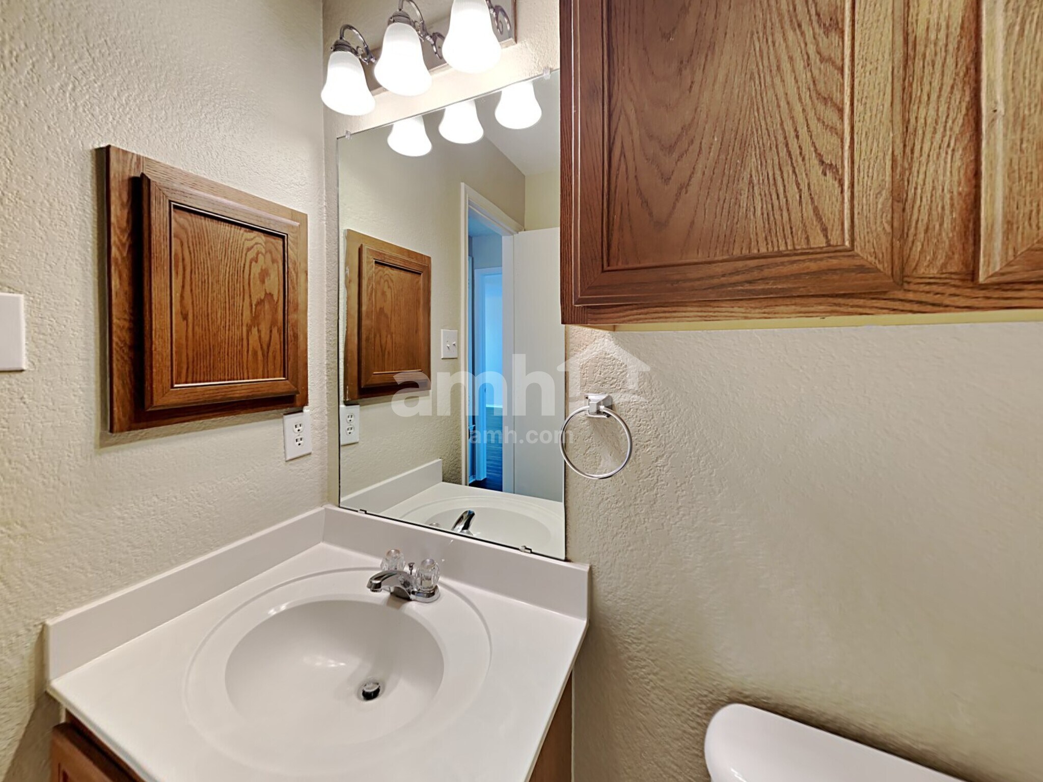 Building Photo - 1706 Santa Fe Trl