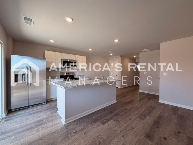 Building Photo - Brand New Living at Driftwood Townhomes!