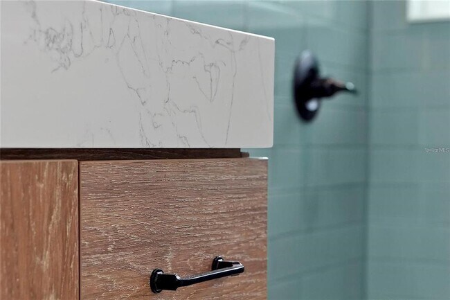 Building Photo - 7705 Apple Tree Cir