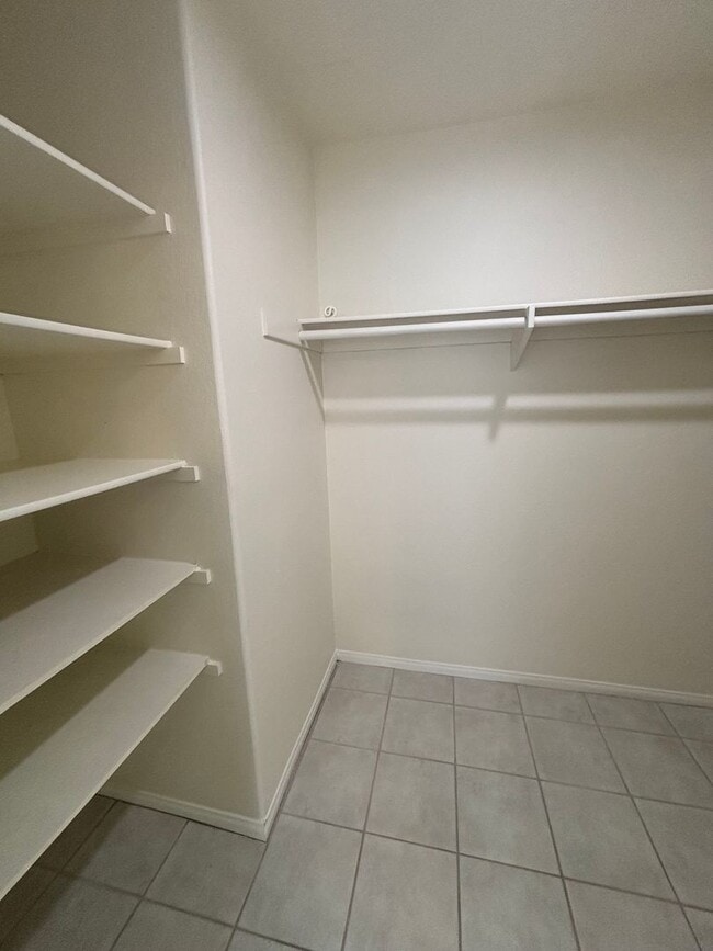 Building Photo - 2 Bedroom 2 Bathroom Condo Living in Great Community Located At West Village Of Singing Hills HOA.