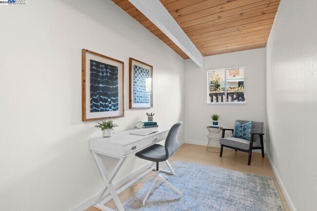 Building Photo - 801 Richmond Ave