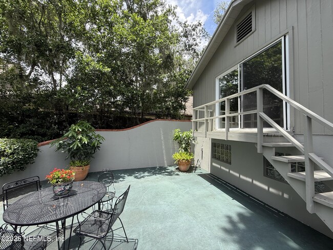 Building Photo - 6408 San Jose Blvd W