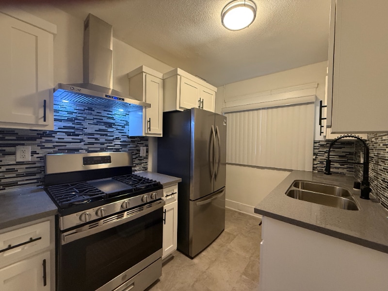 Building Photo - 715 Pacific Ave