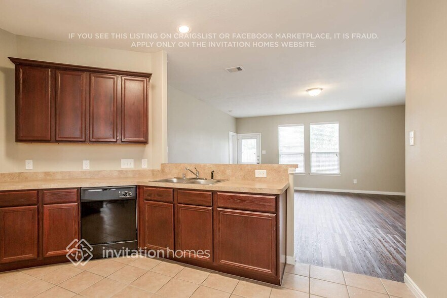 Building Photo - 1010 Doubletree Glen Dr