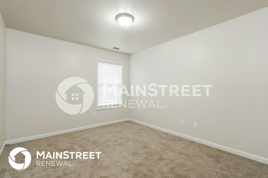 Building Photo - 3111 Leatherleaf Tr