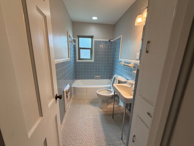 Building Photo - 3601 Norfolk Rd