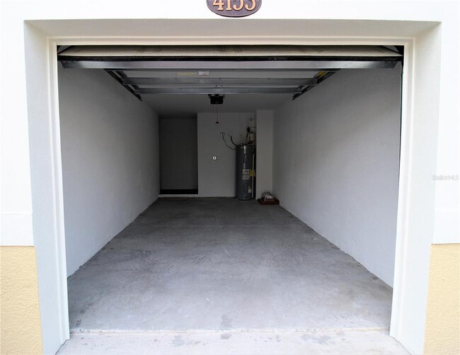 Building Photo - 4153 Frontier Ln