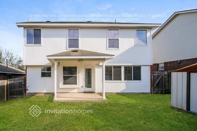 Building Photo - 14820 Lipton Ln