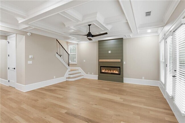 Building Photo - 3842 Memphis Dr