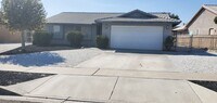 Building Photo - Silverlake's Home- 3 Bedrooms, 2 Bathrooms...