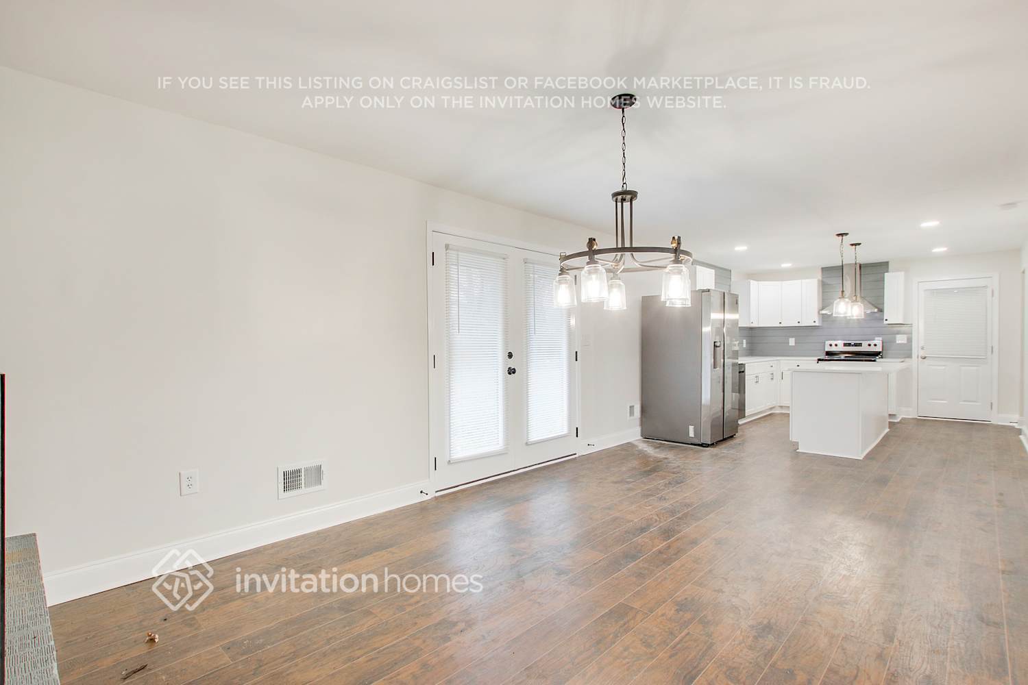 Building Photo - 8475 Estelle St